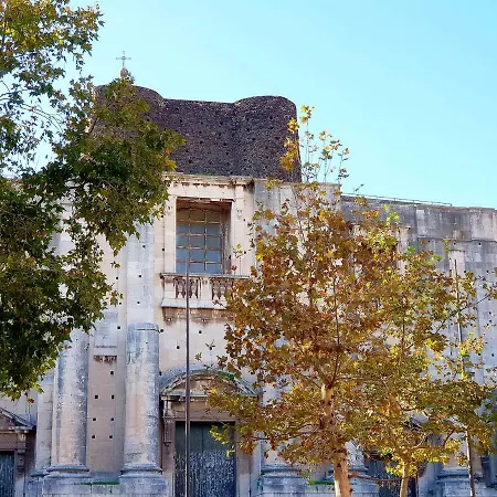 شقة Dante House